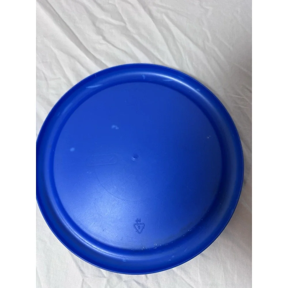 2X Sterilite 747 N6-C Replacement Lids Only Blue Round 9
